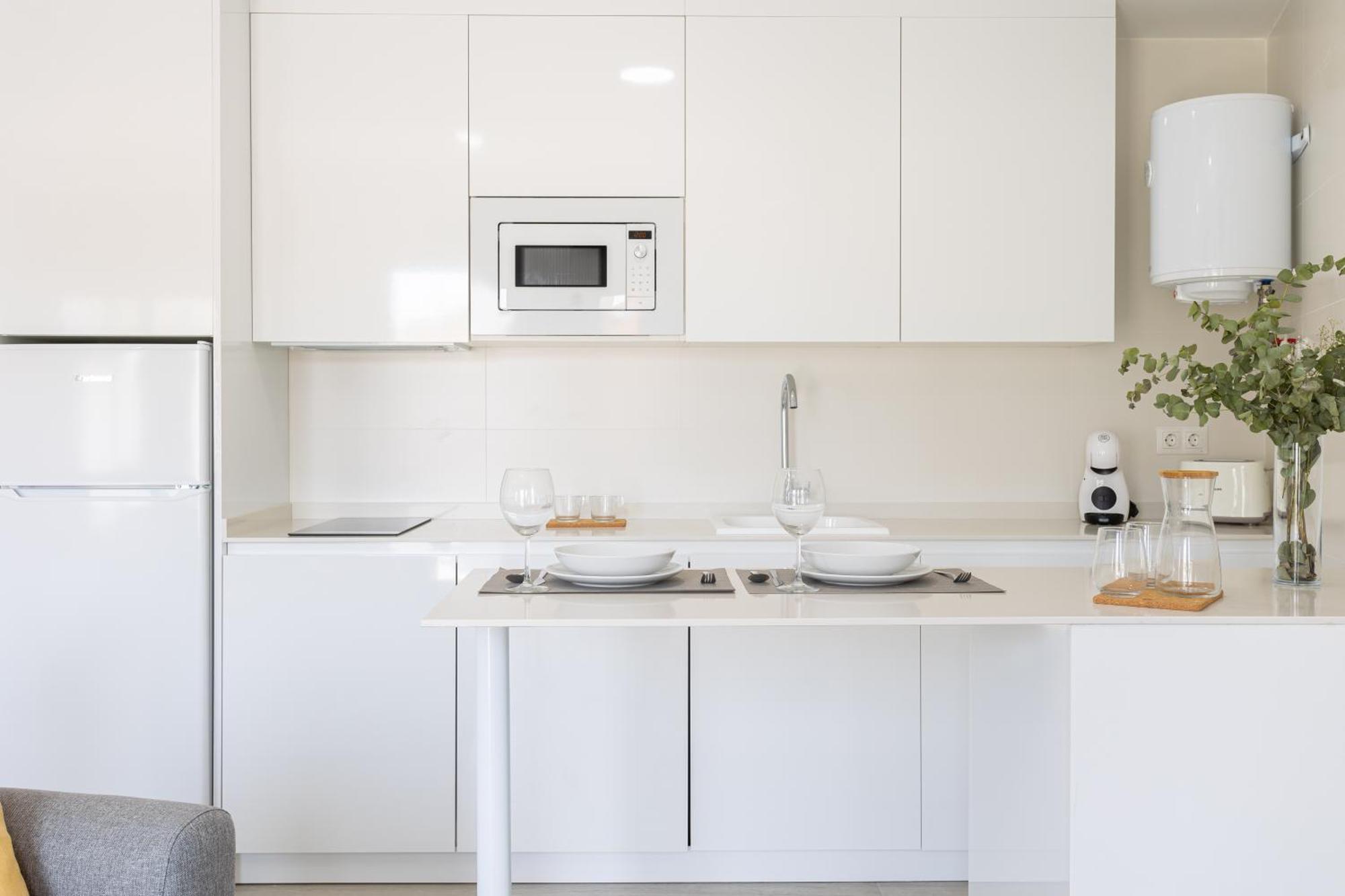 Apartamentos La Pelusa マラガ エクステリア 写真