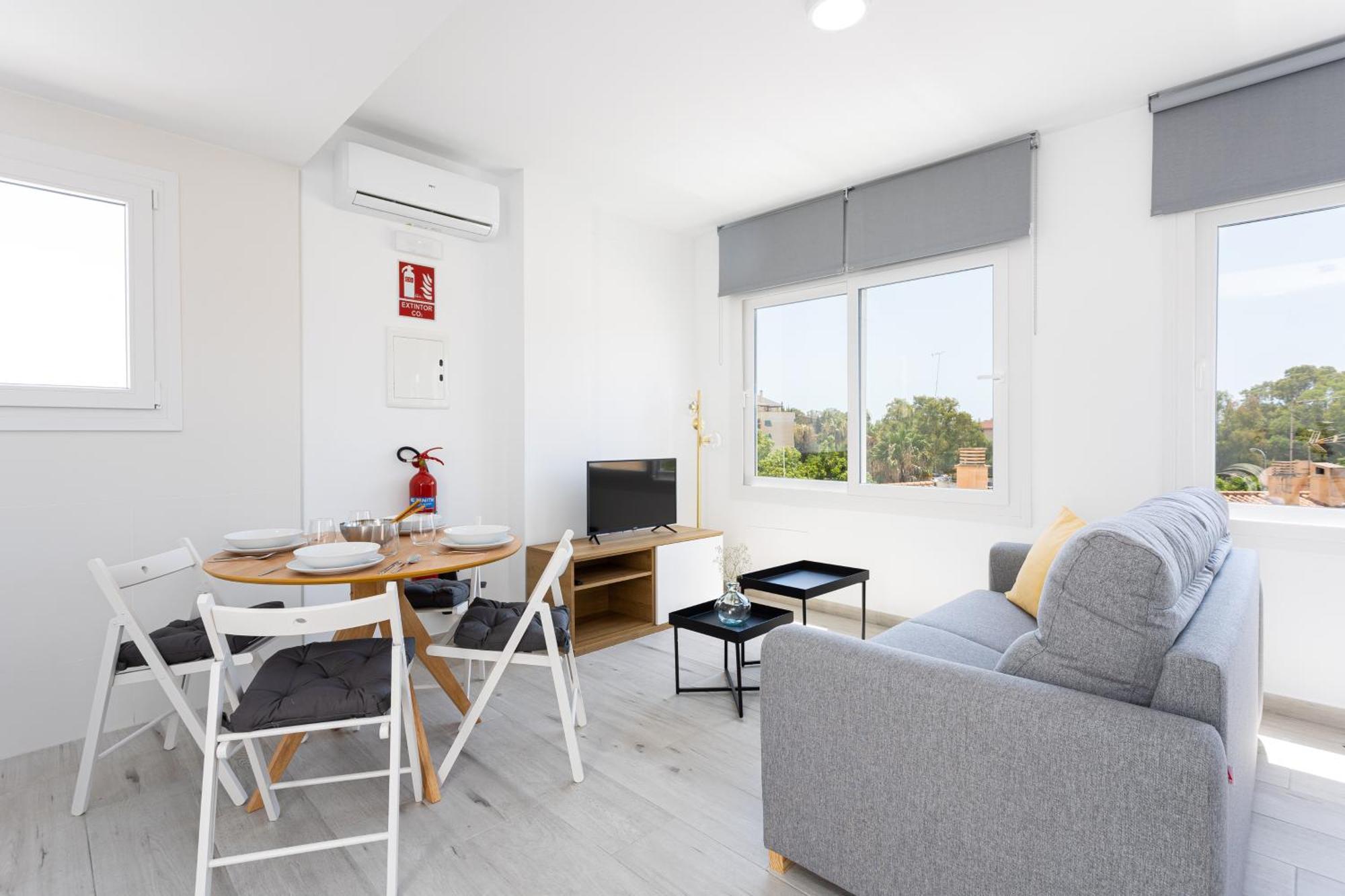 Apartamentos La Pelusa マラガ 部屋 写真